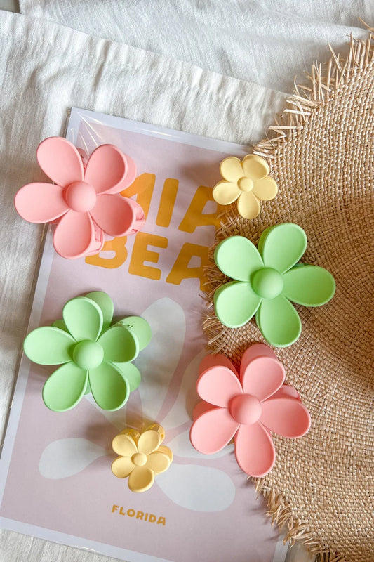 Hana Flower Hair Claw Clip